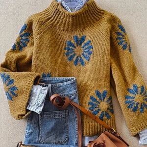 Women's Floral High Pullover Sweater  NEW